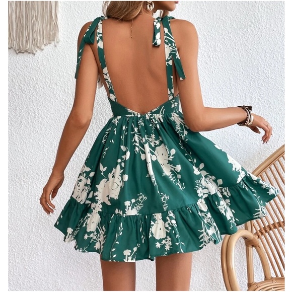Boho Floral Print Backless Ruffle Hem Dress - Picture 4 of 5
